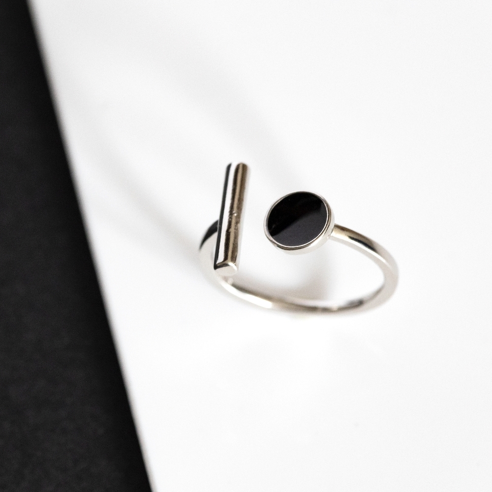 Geometric Bar Ring - Picture 1 of 7